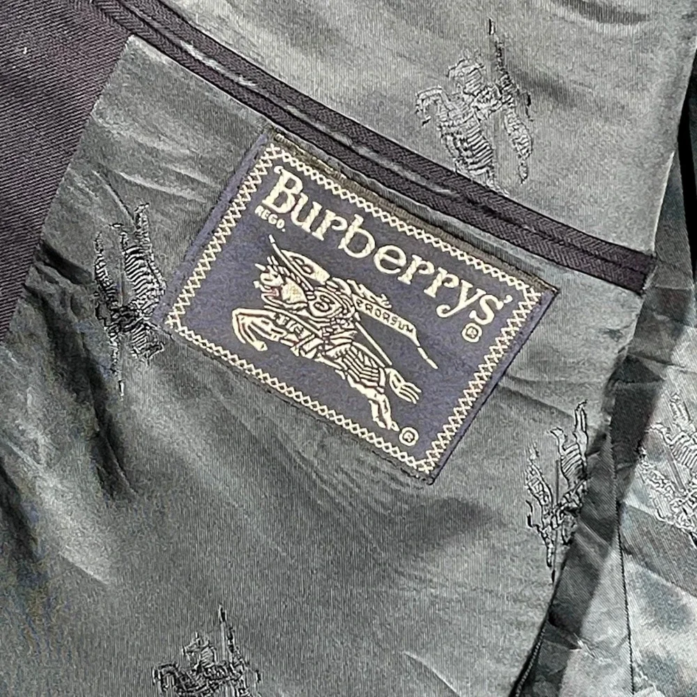 Burberrys saks fifth